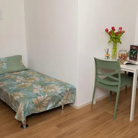 Casita Sant'apollinare 公寓 *
